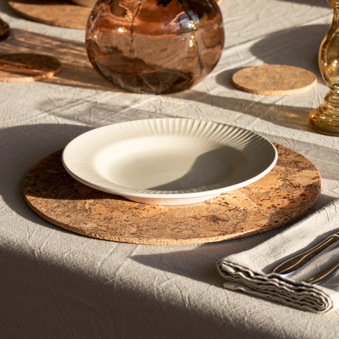 Liga Ice Grey Round Placemats