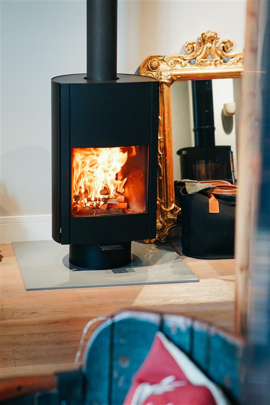 Leenders Sorenne Black 3630